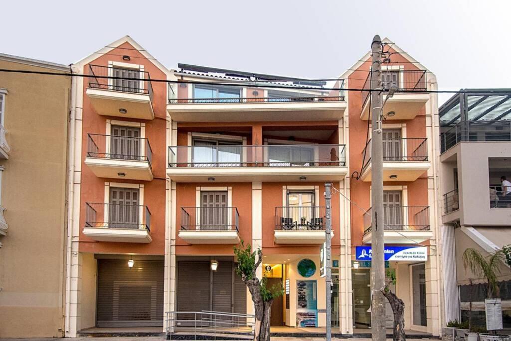 A & B Minimal Suite With Sea View In Argostoli Экстерьер фото